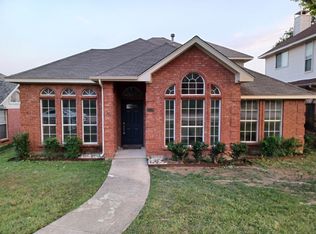 1118 Emily Ln, Carrollton, TX 75010