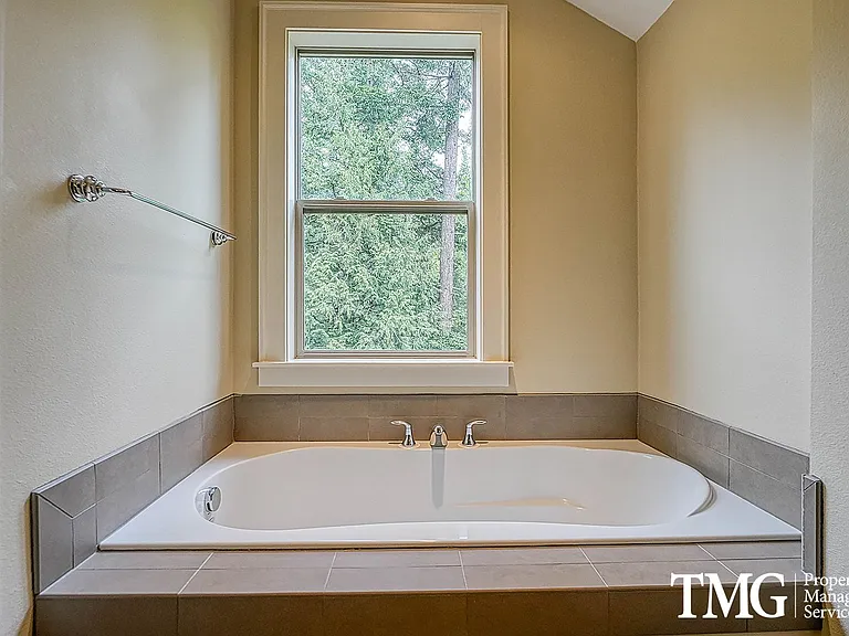 10424 SW Windwood Way — Photo 30