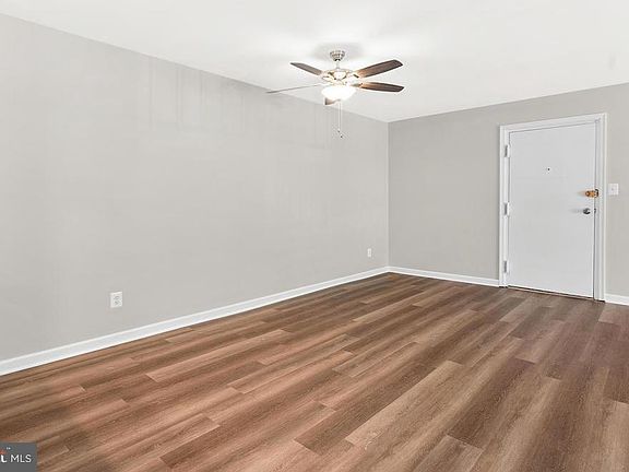 5th image of 201 N Emory Dr Unit 7