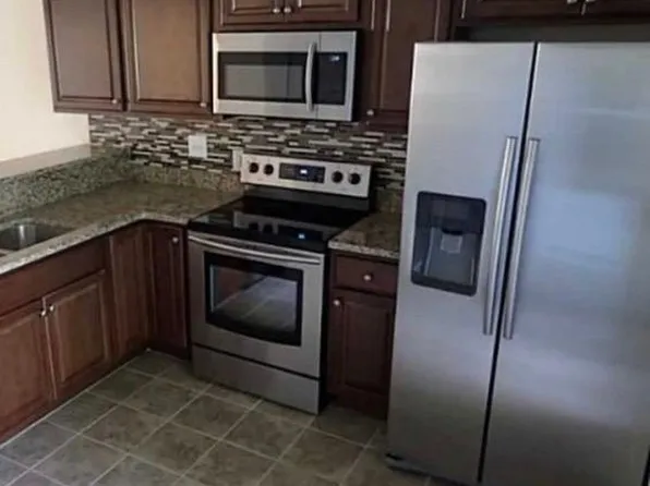 4822 Station House Ln, Virginia Beach, VA 23455