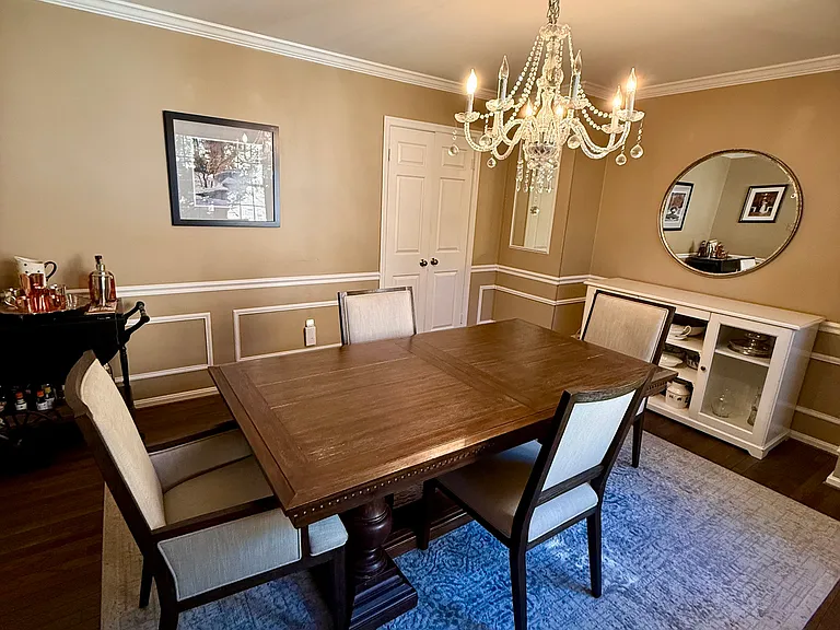 Seven Oaks Pl — Photo 10