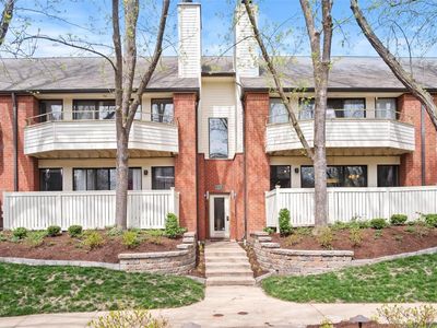 5579 Waterman Blvd, Saint Louis, MO, 63112