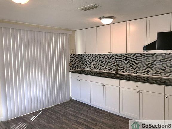 4th image of 1819 W 25th St