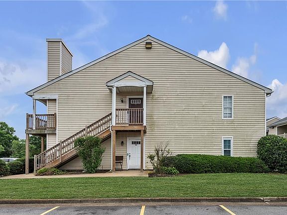 2nd image of 3423 Norfeld Ct