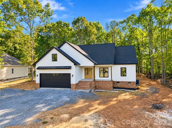 966 Hathcock Glen Dr, Oakboro, NC 28129