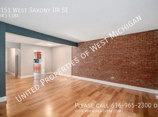 4151 W Saxony Dr SE, Grand Rapids, MI 49508