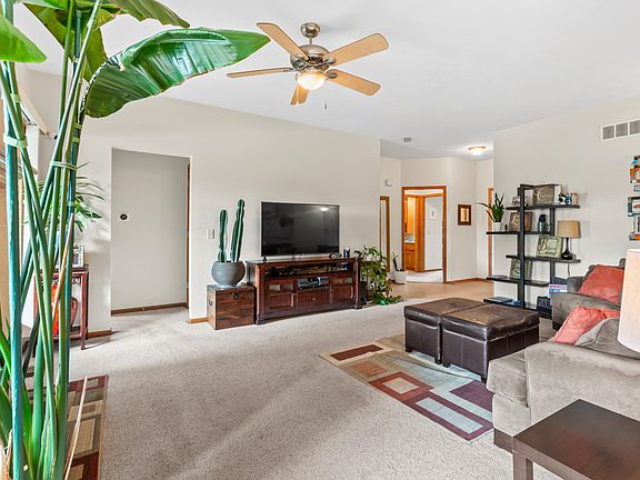2nd image of 7026 N 76th Cir