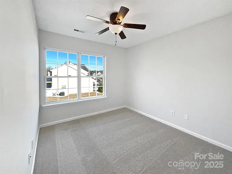 Guest bedroom1