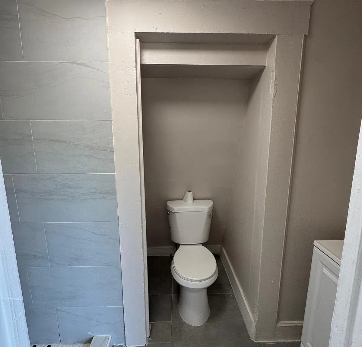 3 bed, $2,050 — Photo 1