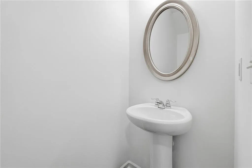 3 bed, 2.5 bath, 1512 sqft, $2,195 — Photo 4