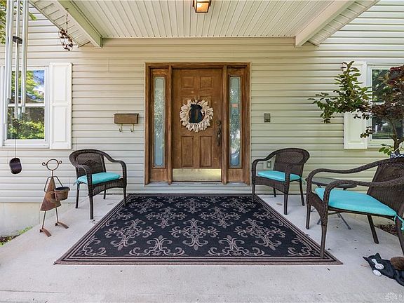 5th image of 4434 Beecher Ave