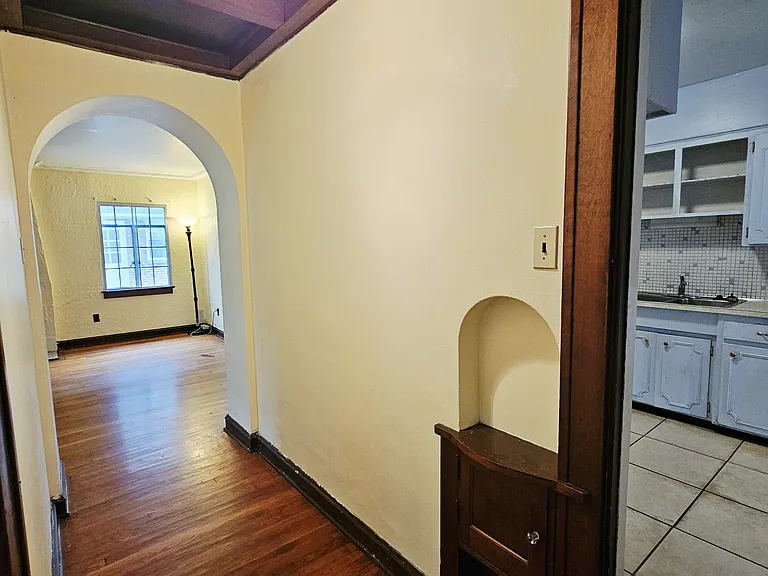 18313 Newell Rd #DWN — Photo 6