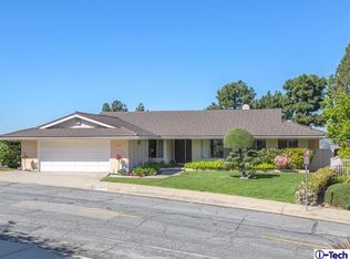 1121 Sweetbriar Dr, Glendale, CA 91206