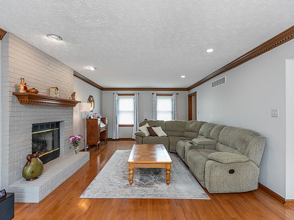 4th image of 6737 Moss Creek Pl