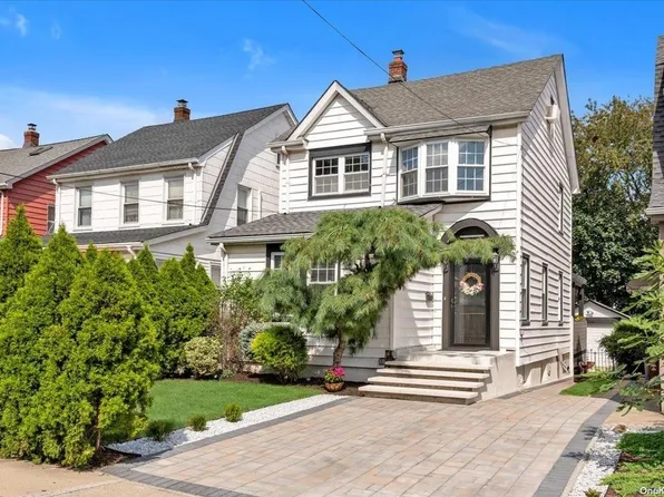 45-45 Auburndale Lane, Flushing, NY 11358