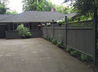 10901 S Riverside Dr, Portland, OR 97219