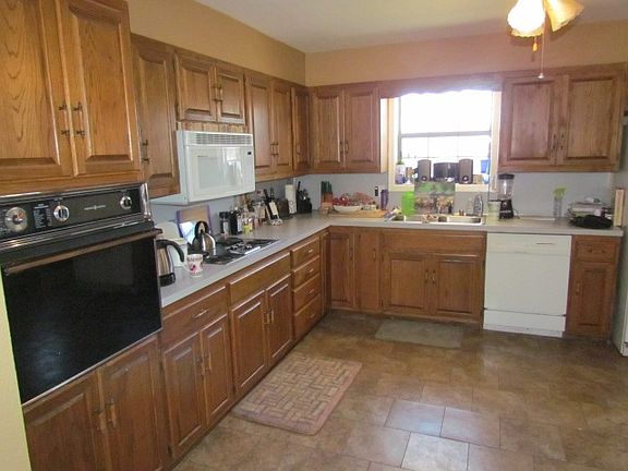 5th image of 218 Western Hills Dr