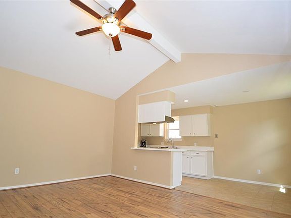 4th image of 11711 Hillcroft St