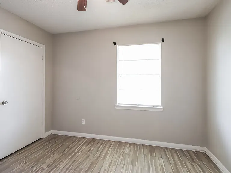 11235 Lemond Dr — Photo 12