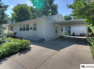 6069 Camden Ave, Omaha, NE 68104