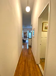 Rented by R New York