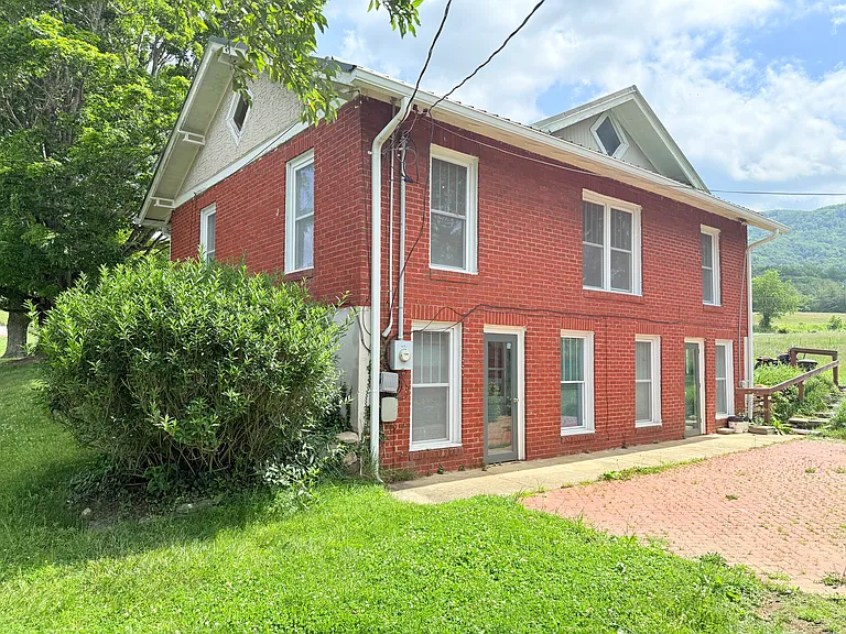 1681 Linville Creek Rd — Photo 30