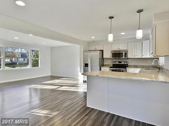 4th image of 908 May Ln