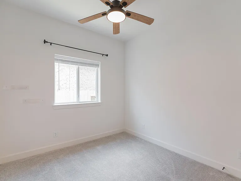 972 Terlingua Creek Dr — Photo 31
