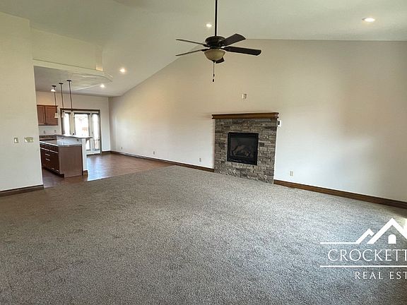 3rd image of 1405 Antelope St