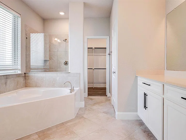 20430 Noble Arabian Dr — Photo 13