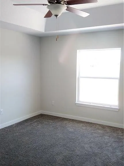 1013 Greenwood Ter — Photo 5