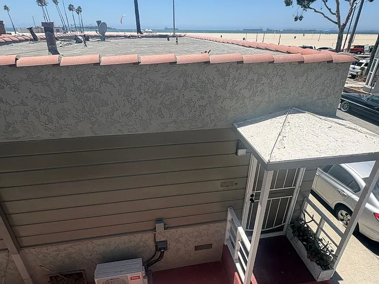 5351 E Ocean & 8/10 Santa Ana — Photo 2