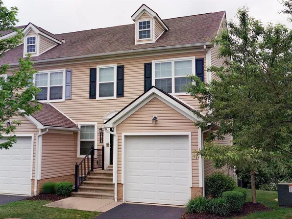 6471 Walnut Fork Dr, Westerville, OH 43081