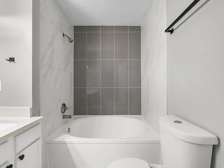 2575 S Syracuse Way #H201 — Photo 14