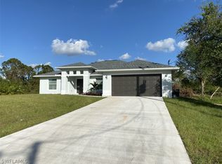 4110 9th St SW, Lehigh Acres, FL 33976