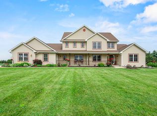 5685 Blake Rd, De Pere, WI 54115