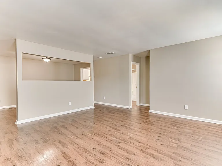 3037 Old Powderhouse Rd — Photo 4