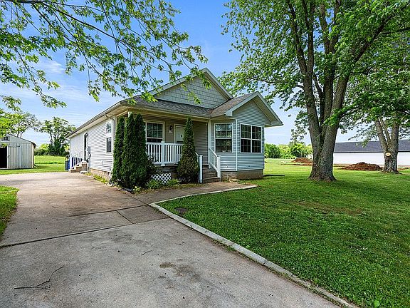 2nd image of 115 Garland Way