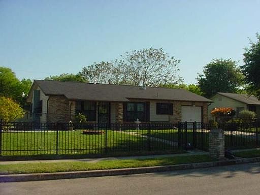 2nd image of 4418 HAMPSTEAD DR