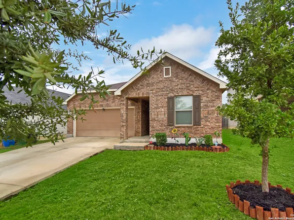 8430 Fortuna Valley, San Antonio, TX 78252