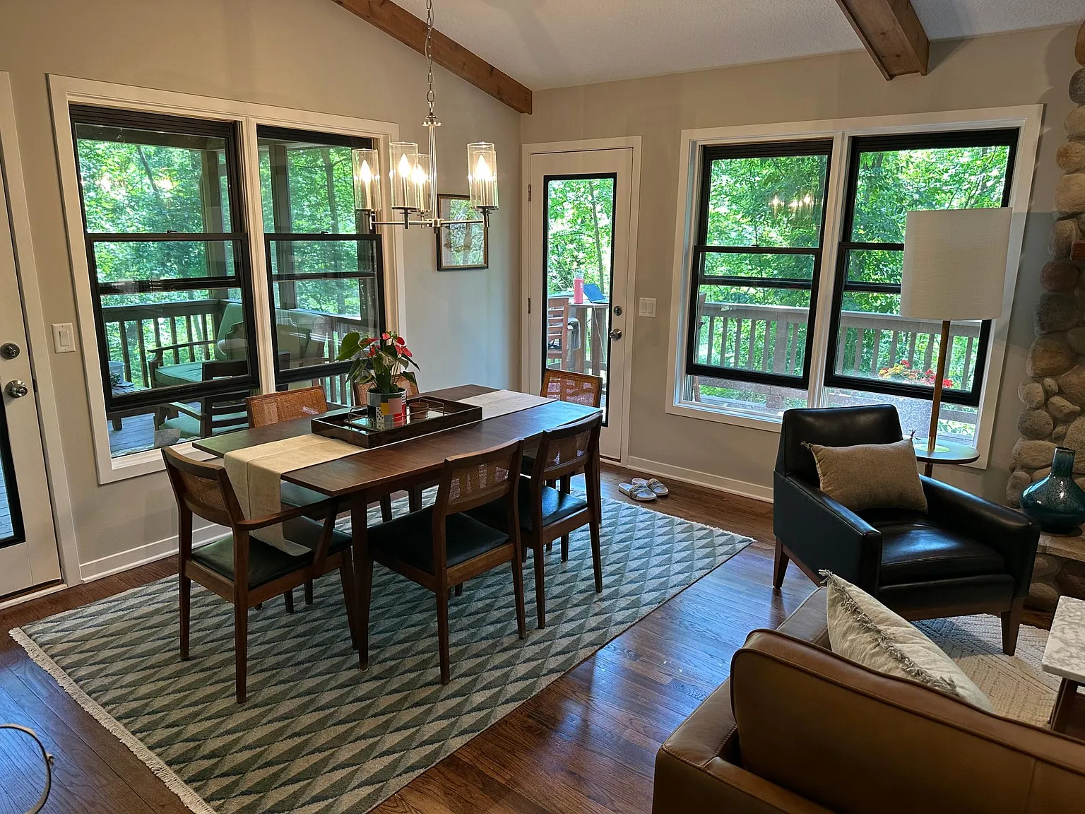 6065 Chaska Rd — Photo 4