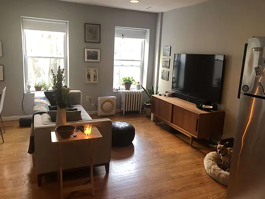 Rented by Domain Properties | media 7