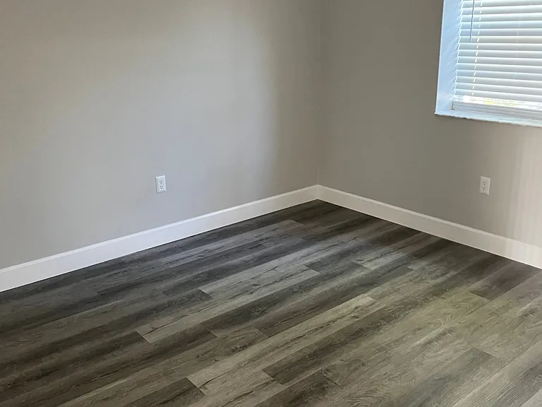 Spring Lake Apartments — Photo 119