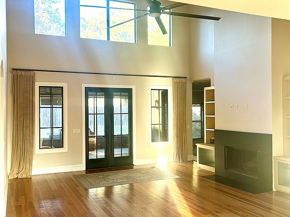 5th image of 347 County Downs Rd