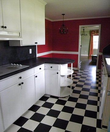 3rd image of 715 Carolina St