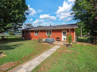 649 Natchez Trace Dr, Lexington, TN 38351