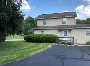 5886 Virginia Rd, Hermitage, PA 16148