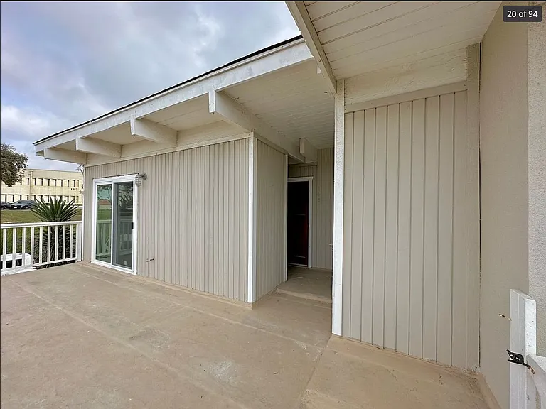 148 Ventura Ave — Photo 30