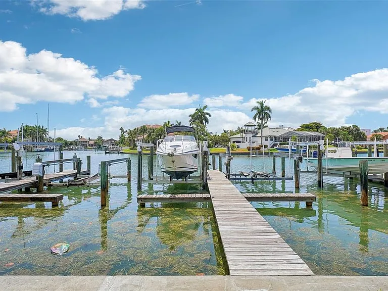 637 Pinellas Bayway S #105 — Photo 53