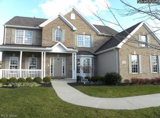 Weston Dr, Avon, OH 44011
